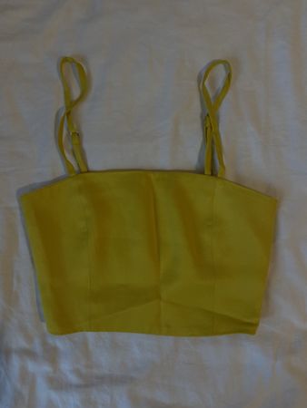 Crop top en soie jaune Zara
