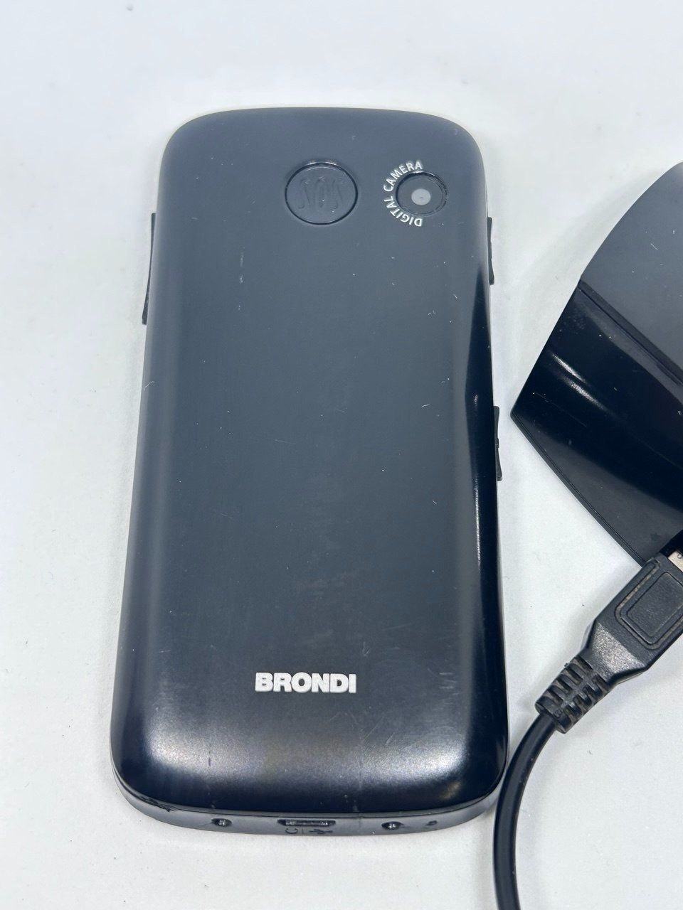 Telefoni cellulari / Smartphones: Telefono Brondi Amico Gentile – Usato da Giubiasco venduto da LorisVale 8