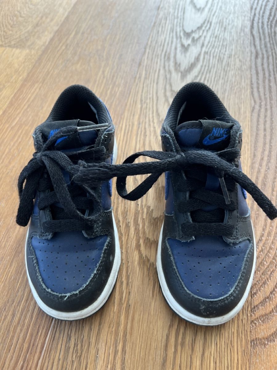 Nike Scarpe per ragazzi: Nike Schuhe Gr. 27.5 schwarz blau Sneaker – Usato da Gipf-Oberfrick venduto da Sonne010203 7