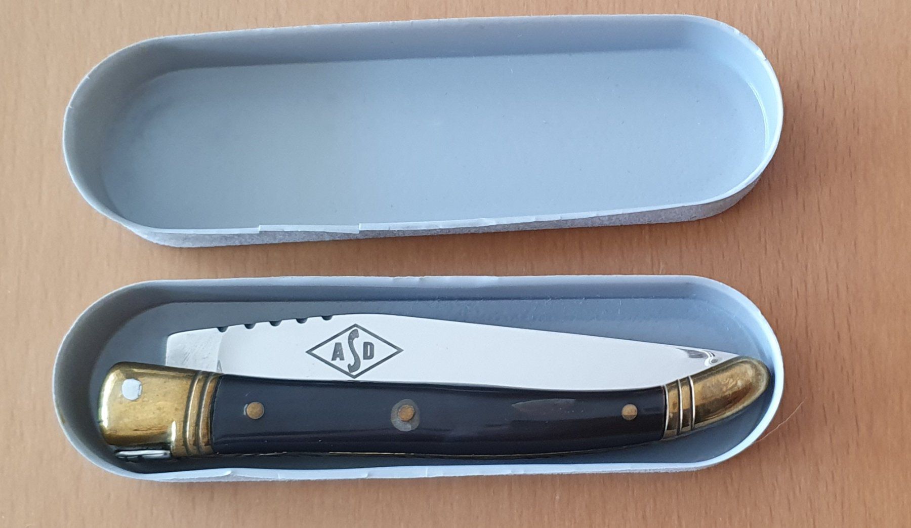 Laguiole Taschenmesser: LAGUIOLE  - Klappmesser – Gebraucht aus Kreuzlingen von Rschweiz1 6