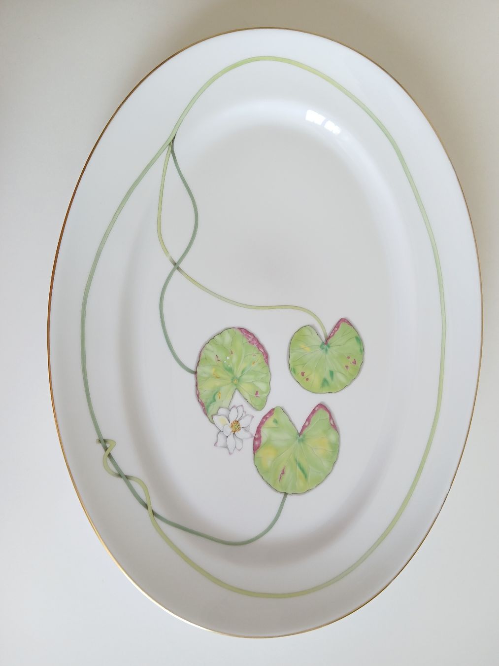 Hermès Plateaux: Plat ovale  Nil d'or Hermès – D'occasion à Petit-Lancy par Sandra0000
