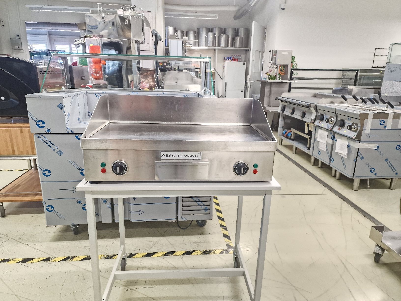 Griglie: Aeschlimann Grill – Usato da Niederwangen BE venduto da HasGastrobedarf