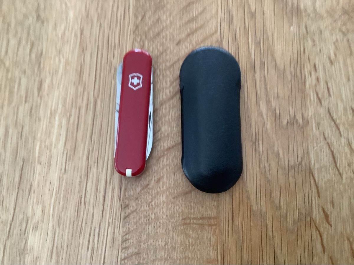 Victorinox Coltelli tascabile: Victorinox Taschenmesser neu  – Nuovo (secondo la descrizione) da Volketswil venduto da Antonio282 3