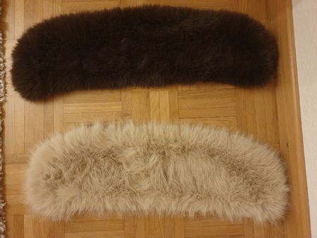 Lot 2 cols neufs en fourrure fausse beige&marron 50x15cm