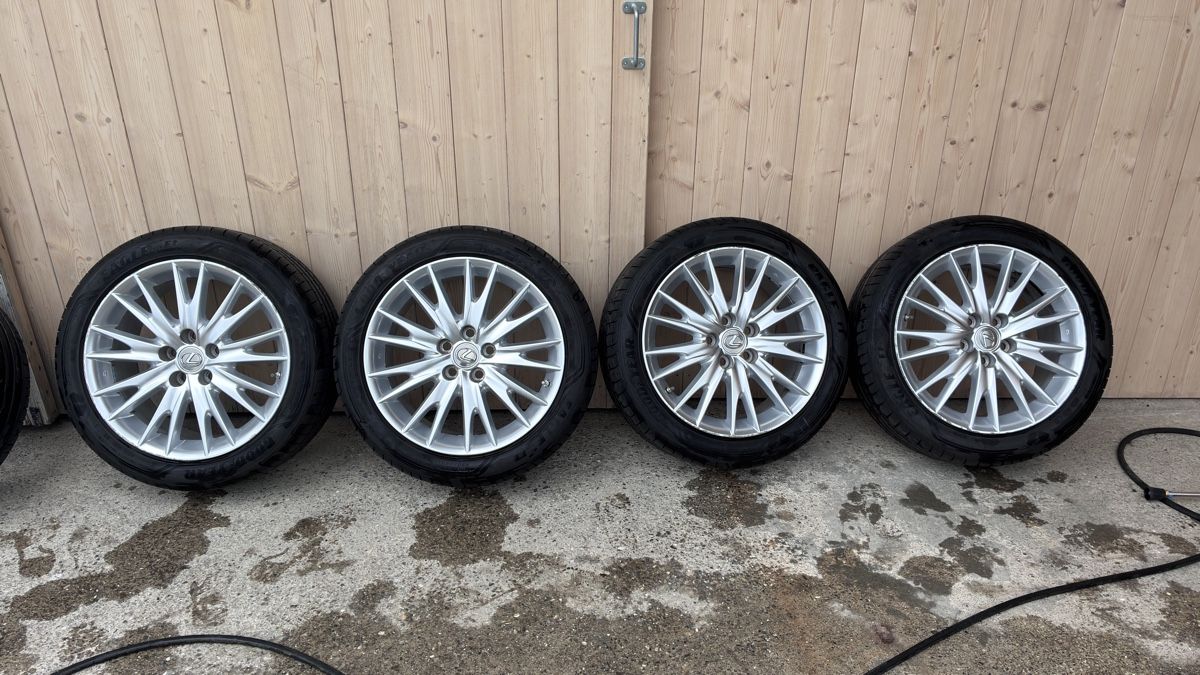 Pneumatici & Ruote complete: Lexus Originalfelgen 18x8 ET45 – Usato da Lyss venduto da xMXUx