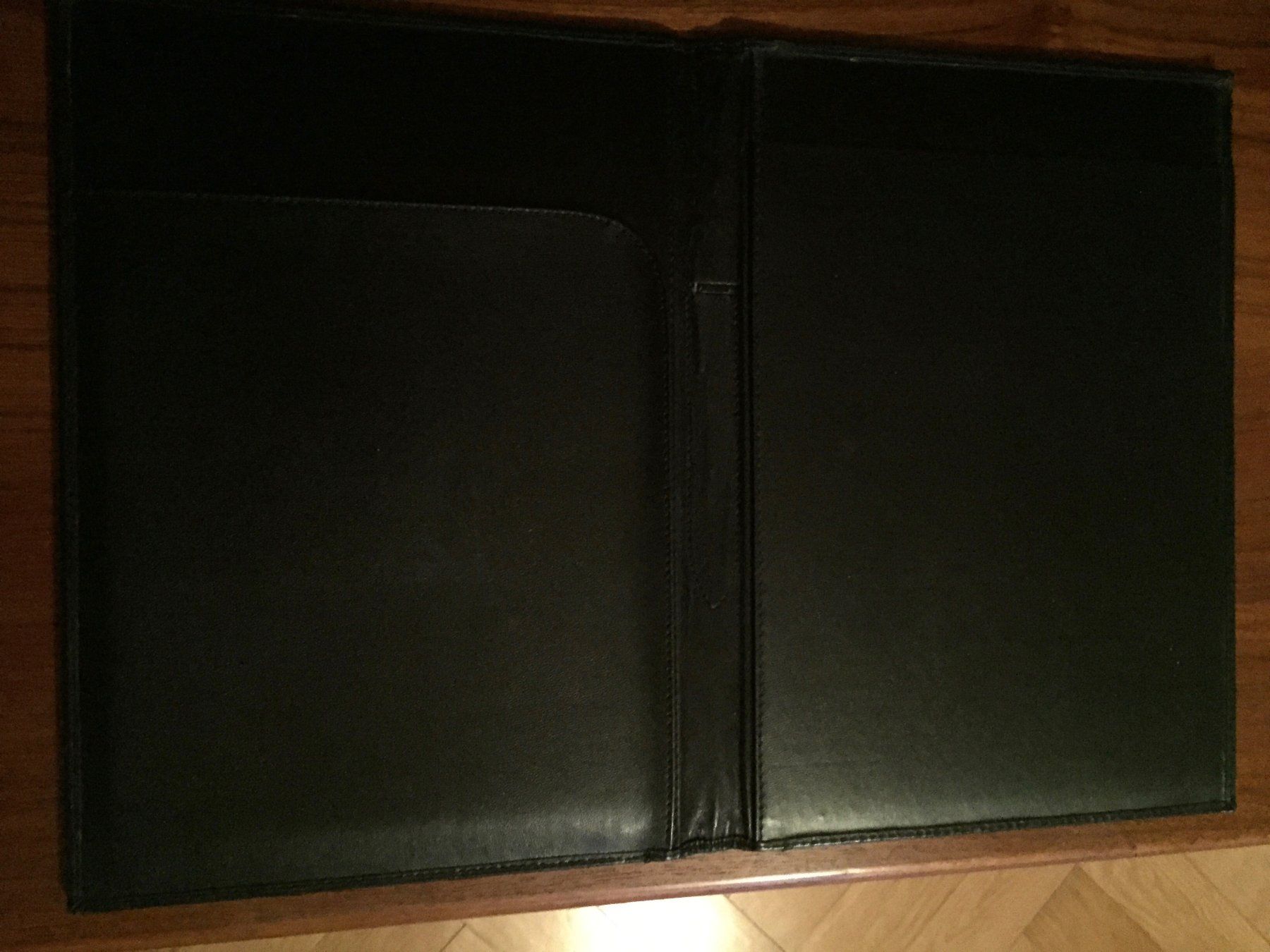 Blocchi: Housse en cuir pour bloque notes A4 VINTAGE  - Brachard – Usato da Genève venduto da Donnet2 2