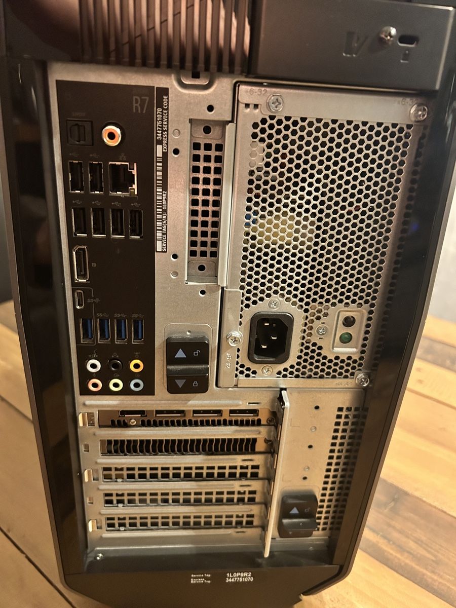 Alienware PCs: Alienware Aurora R7 Gaming Pc – Gebraucht aus Gossau ZH von  3