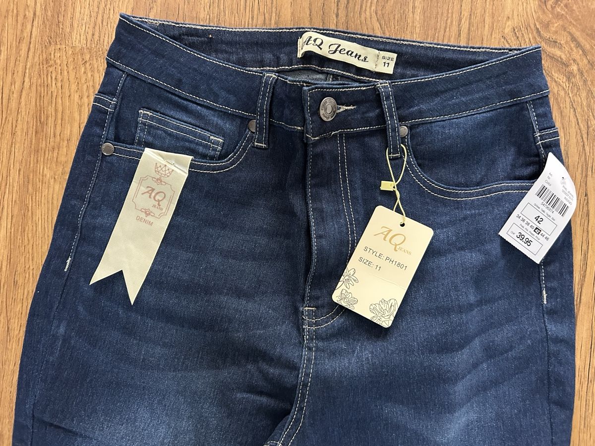 Jeans: Damen Jeans Gr.42 – Nuovo e nell'imballaggio originale da Frauenfeld venduto da berk39 2