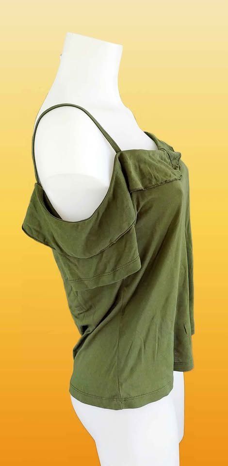 T-shirt: Sommertop, Olive Gr. 38, Offshoulder – Nuovo (secondo la descrizione) da Aarburg venduto da Hystoria 2