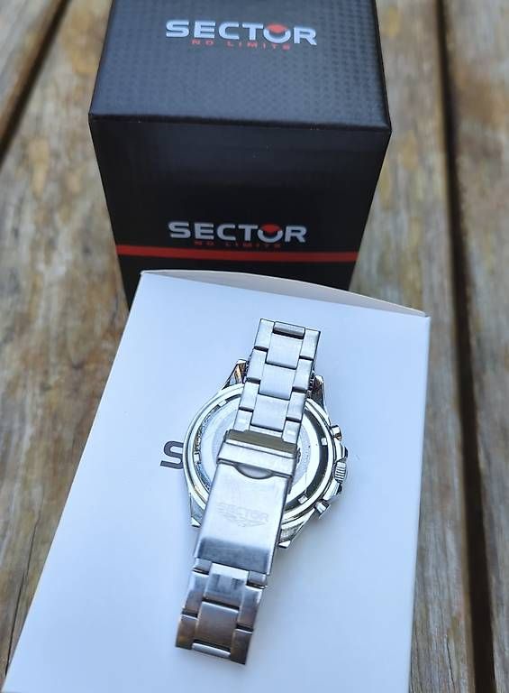 Orologi: Sector No Limits Marine 230 Chronograph R3273661025 – Usato da Zürich venduto da a25_vj72 4