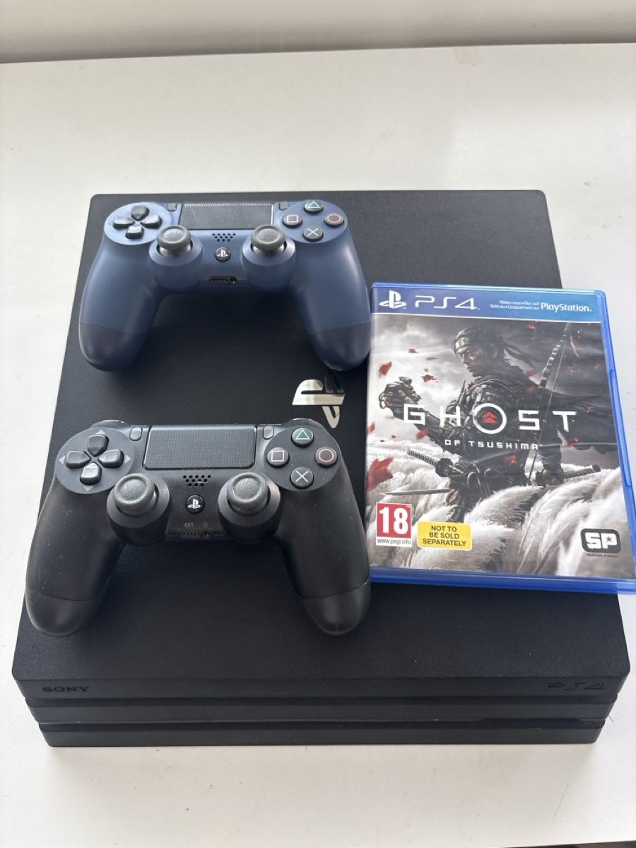 Sony Konsolen: PS4 Pro – Gebraucht aus Schmerikon von ManuelHelbling