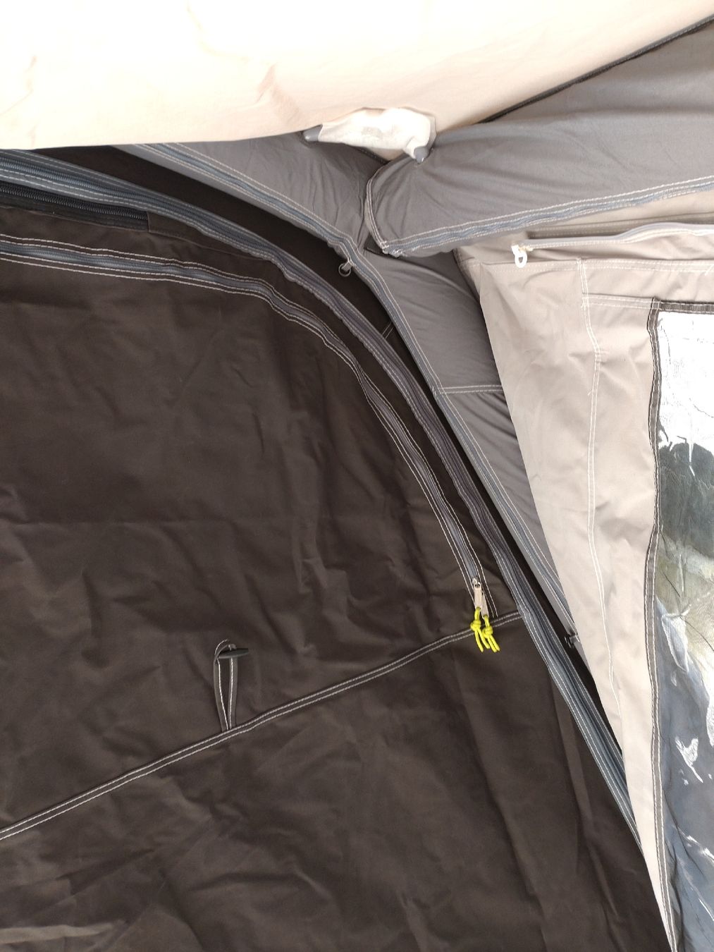 Dometic Verande & Tende da sole: DOMETIC GRANDE ALL SEASON EXT RH S – Nuovo (secondo la descrizione) da Rüschegg-Heubach venduto da joy_xqd9 3