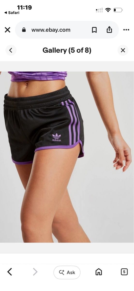 Adidas Hosen: Black-purple mini adidas shorts – Gebraucht aus Basel von Mellychee 3