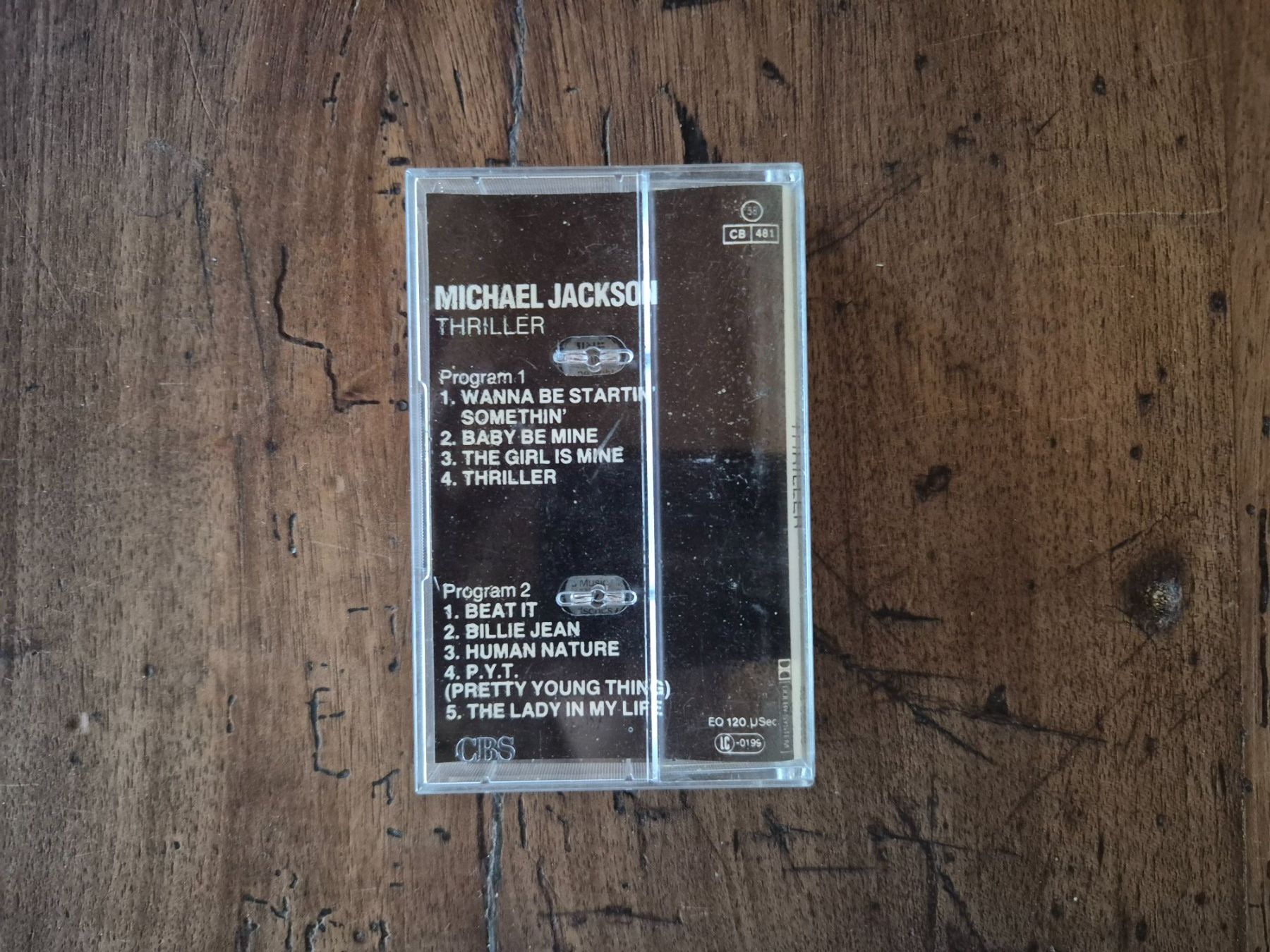 Kompaktkassetten: Michael Jackson Thriller cassette 1987 – Gebraucht aus Savièse von coeur88 4