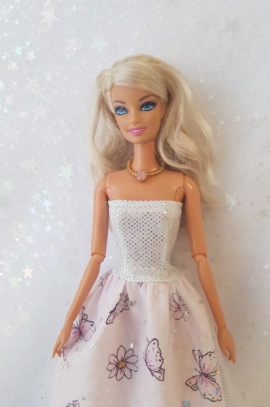 Bambole: Barbie Kleid mit Halskette – Nuovo (secondo la descrizione) da Lachen SZ venduto da Sakura4hime 3