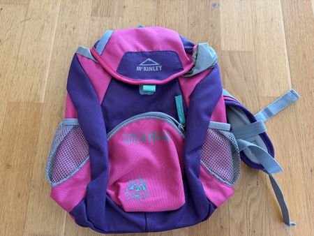 Neuwertiger McKinley Little Ricky Kinderrucksack Pink/Lila