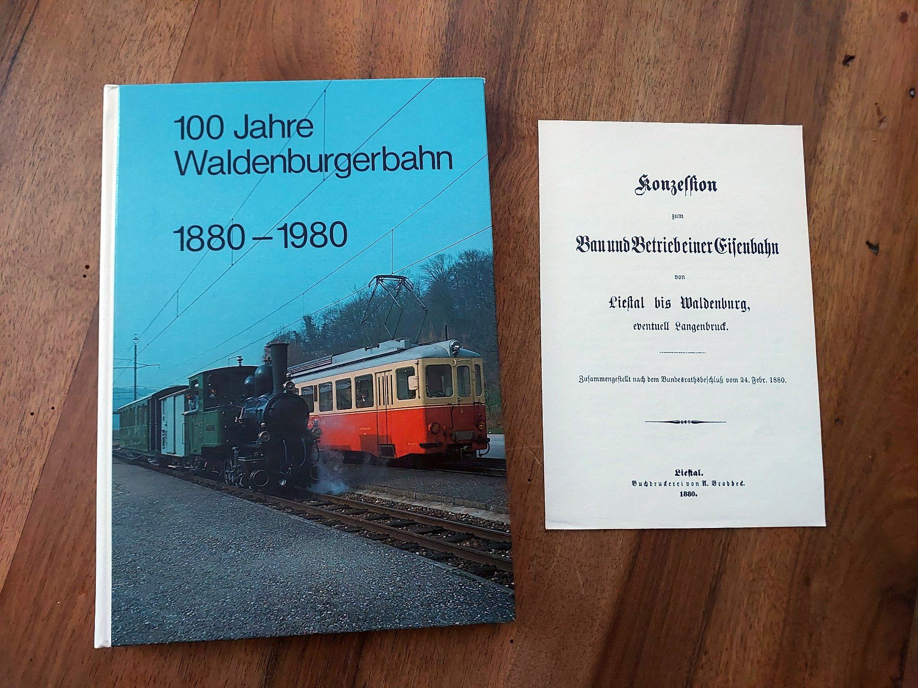 Libri: 100 Jahre Waldenburgerbahn Buch + Konzession – Usato da Schönenwerd venduto da Steidi