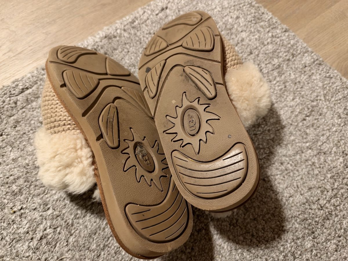 Ugg Damenschuhe: UGG Finken – Gebraucht aus Jona von lada-bennez 3