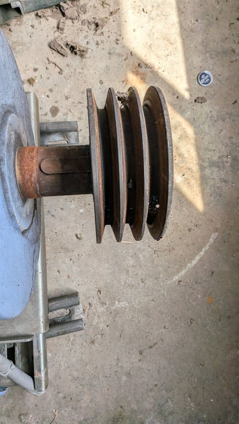 ABB  Motori: Elektromotor mit Keilriemen Pully – Usato da Lanzenhäusern venduto da Original75 2