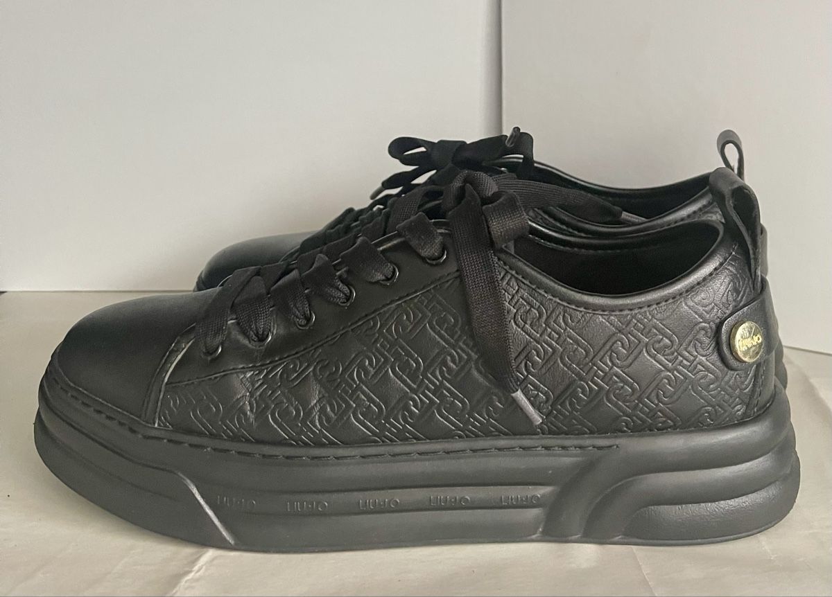 Liu Jo Scarpe da donna: Liu-Jo Sneakers  - Größe 39 – Nuovo (secondo la descrizione) da Steinhausen venduto da mag_skq7 7