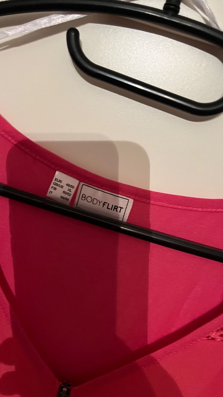 Camicette: • Bluse mit Spitze • – Nuovo (secondo la descrizione) da Basel venduto da mendoza13 2