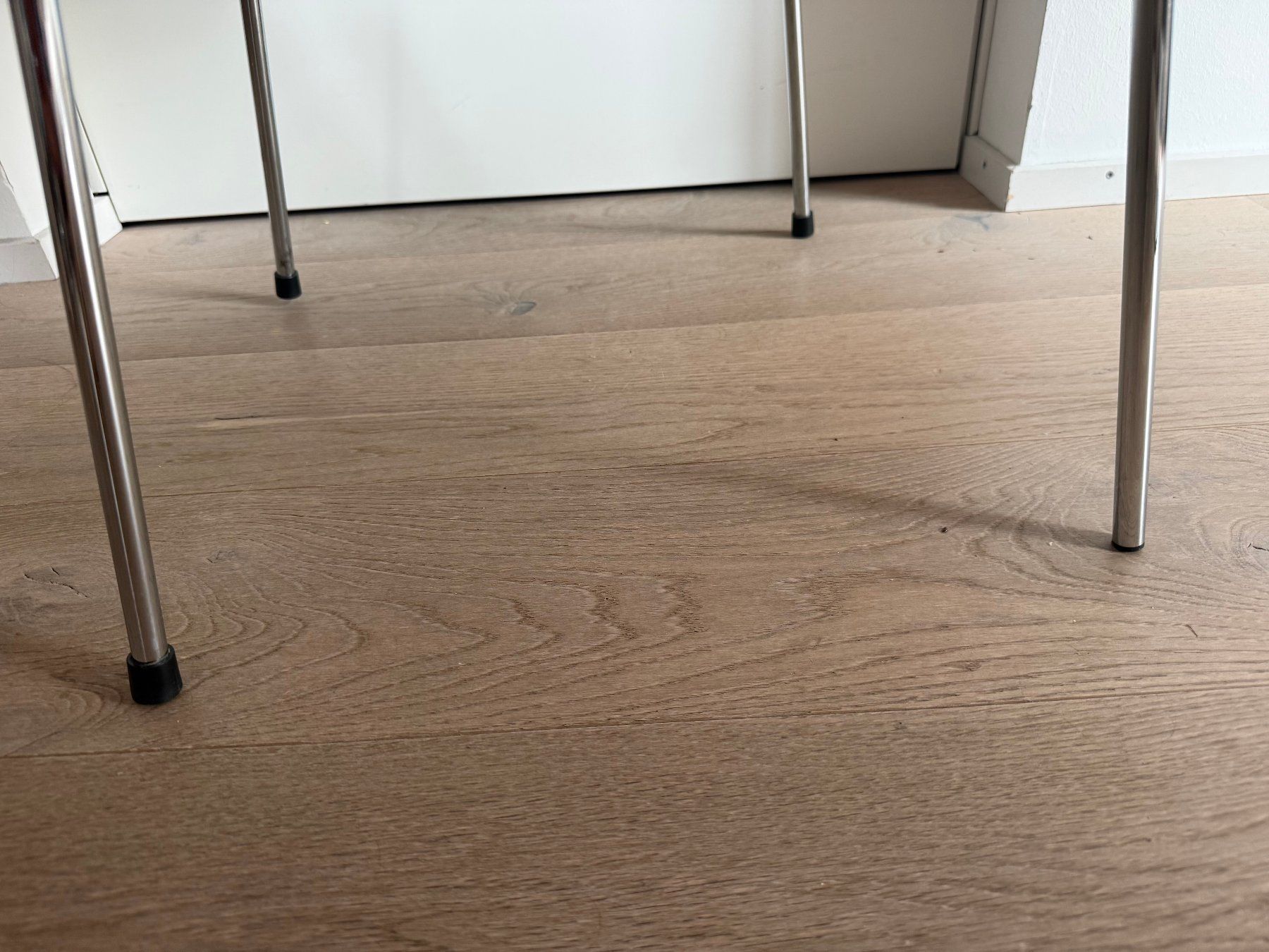 Fritz Hansen Stühle: Fritz Hansen Arne Jacobsen Stuhl schwarz gebraucht – Gebraucht aus Zürich von lea_9s5y 2