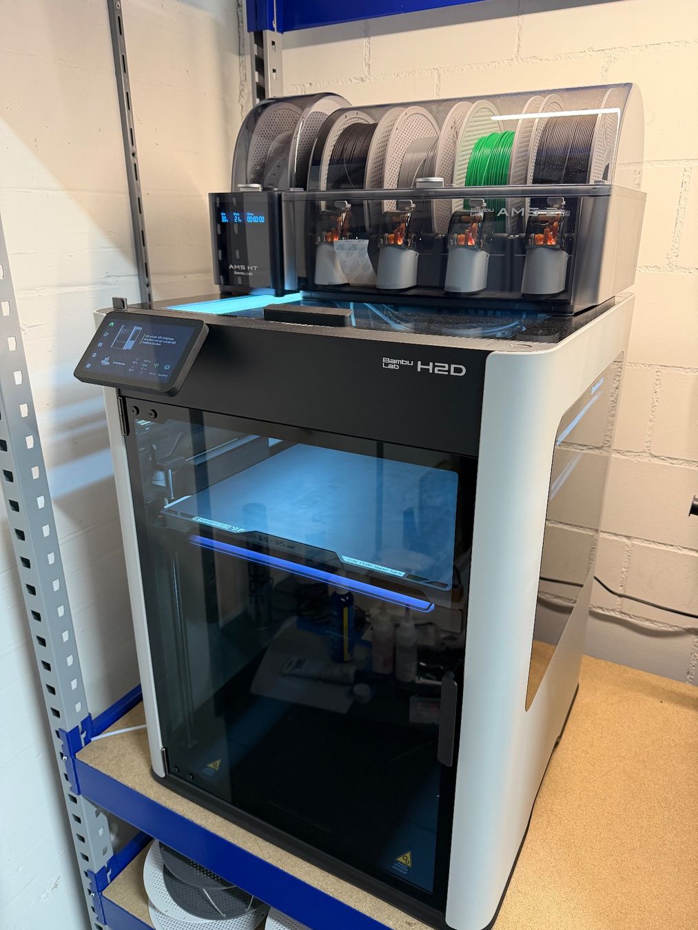 Bambu Lab 3D Drucker: Bambu Lab H2D Combo inkl. AMS HT – Gebraucht aus Schwyz von Patmis67