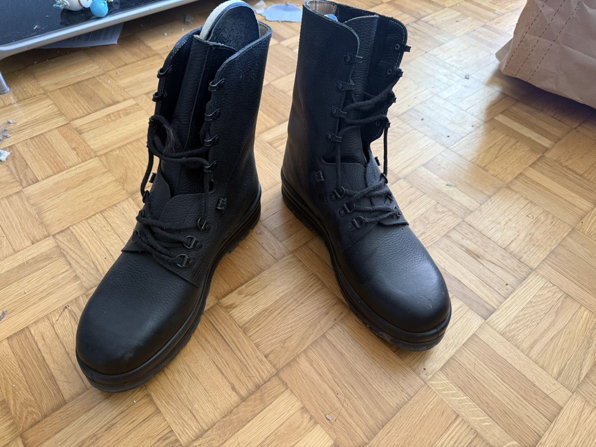 Schweizer Armee Scarpe da uomo: Kampfstiefel 90 Schweizer Militär Gr. 47.5 – Nuovo (secondo la descrizione) da Schaffhausen venduto da dus_lc57