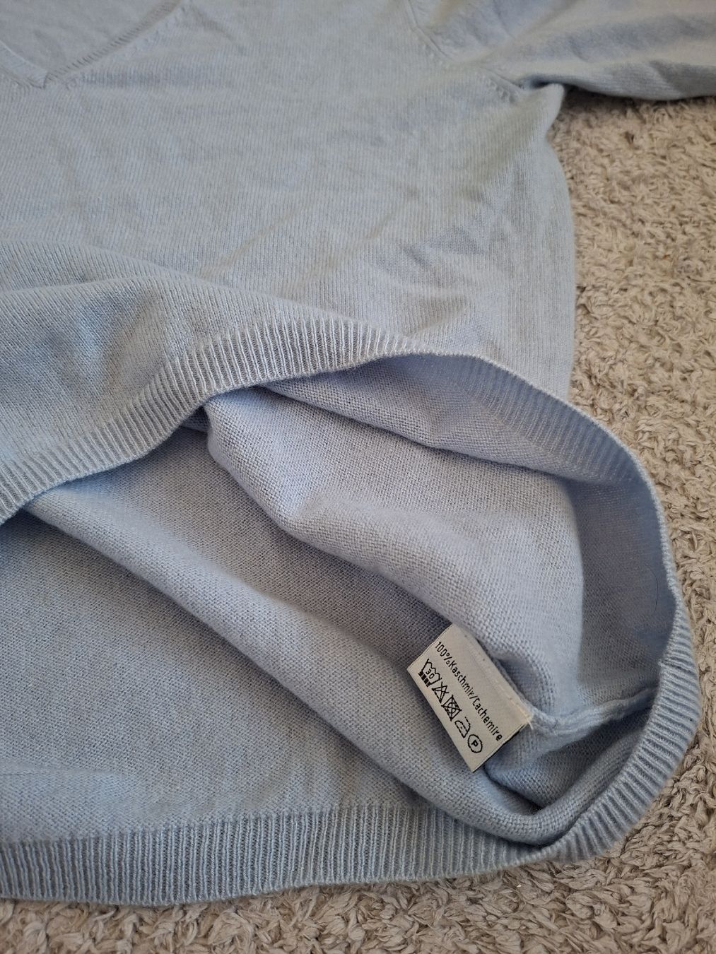 Maglioni & Felpe: Pull homme Cashmere Collection bleu clair, taille L,  – Usato da Renens VD venduto da ser_j2fn 4