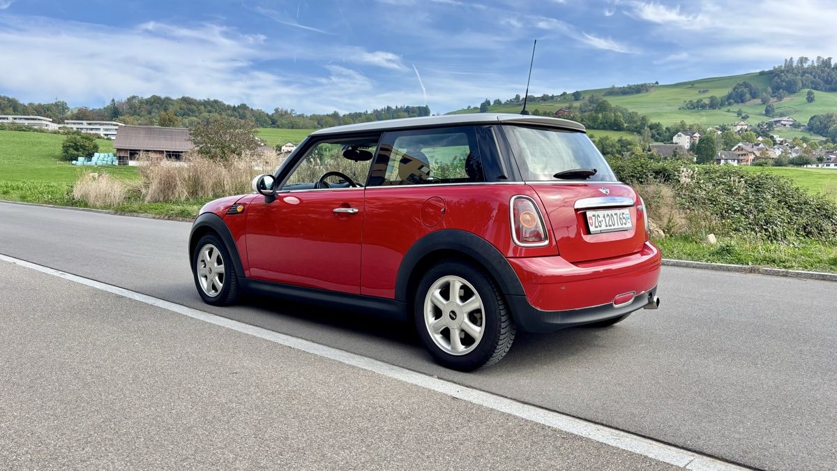 Mini Autos: Mini Cooper 1.6 – D'occasion à Hünenberg See par lvk_9ggl 3