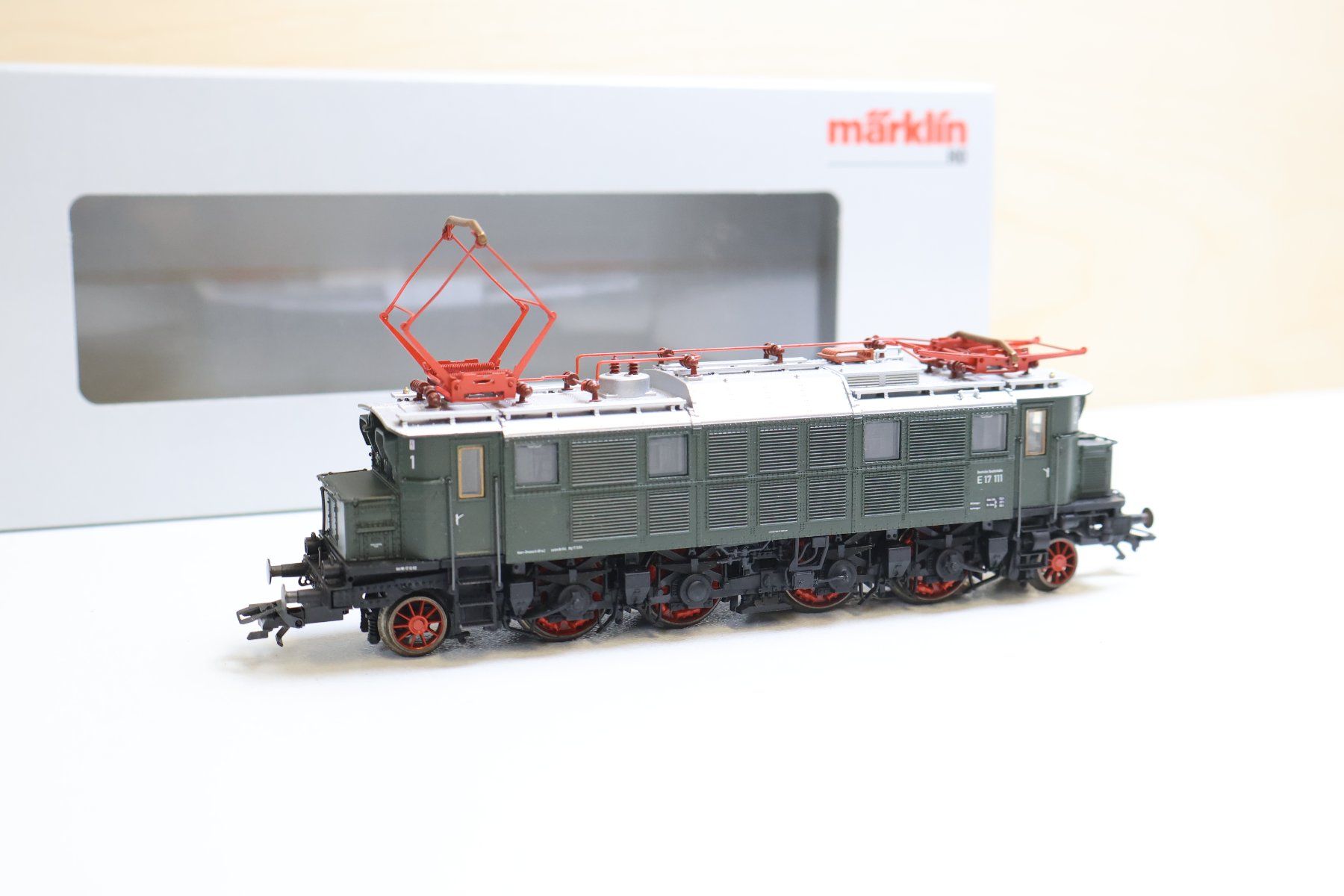 Märklin Modellini di ferrovie: Märklin BR E 17 E-Lok- MFX + Sound 37061 - Top – Usato da Winterthur venduto da Monstera 4