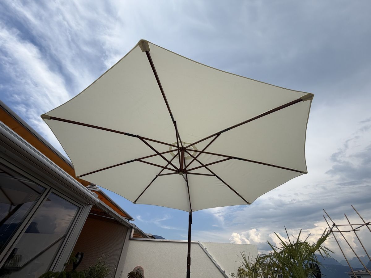 Sonnenschirme: Ampel-Sonnenschirm 350cm – Neu (gemäss Beschreibung) aus Buochs von flozius 2