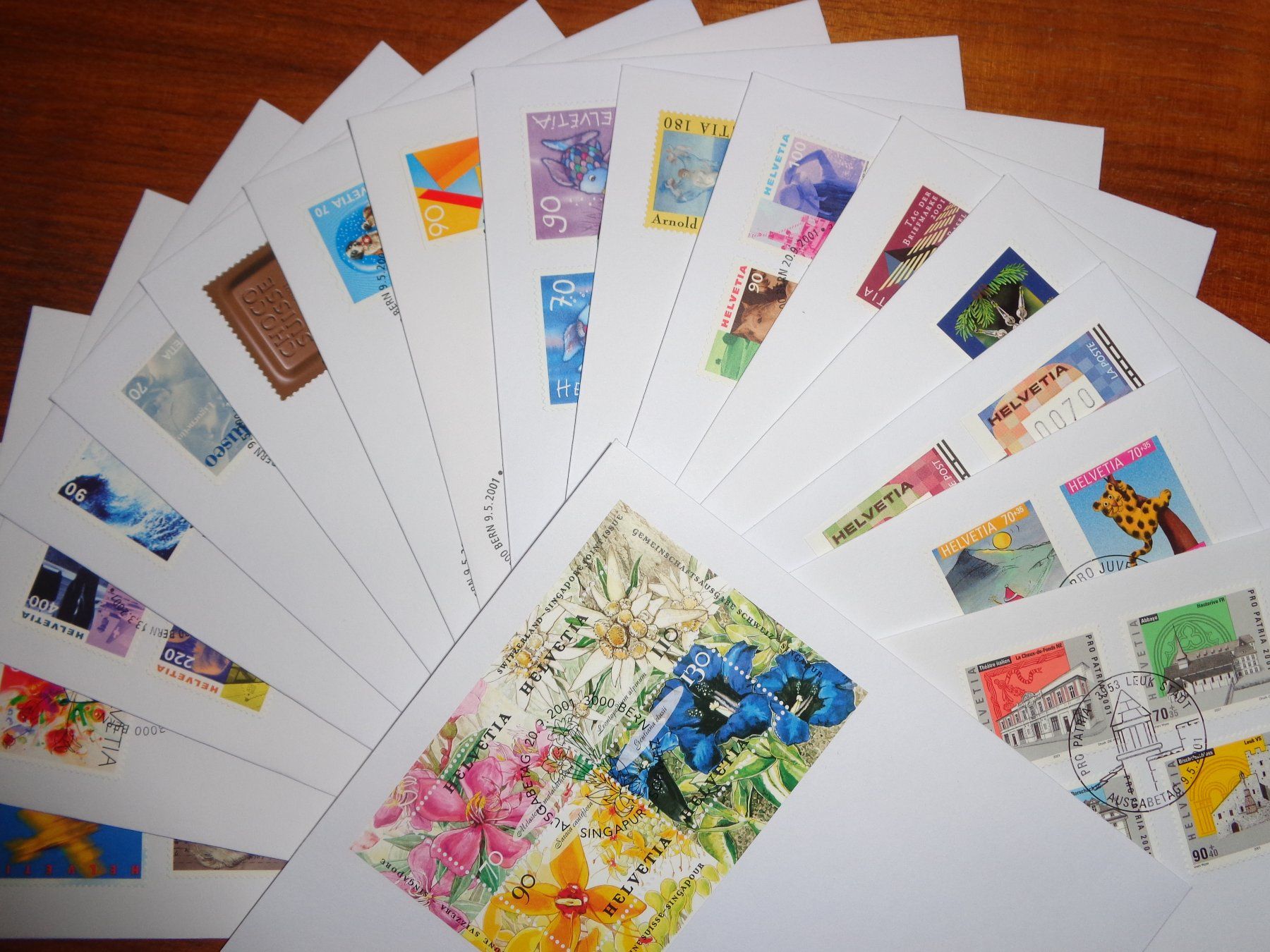 Tutti i francobolli: CH FDC Serie 2001 komplett – Usato da Bürglen TG venduto da StampGraf