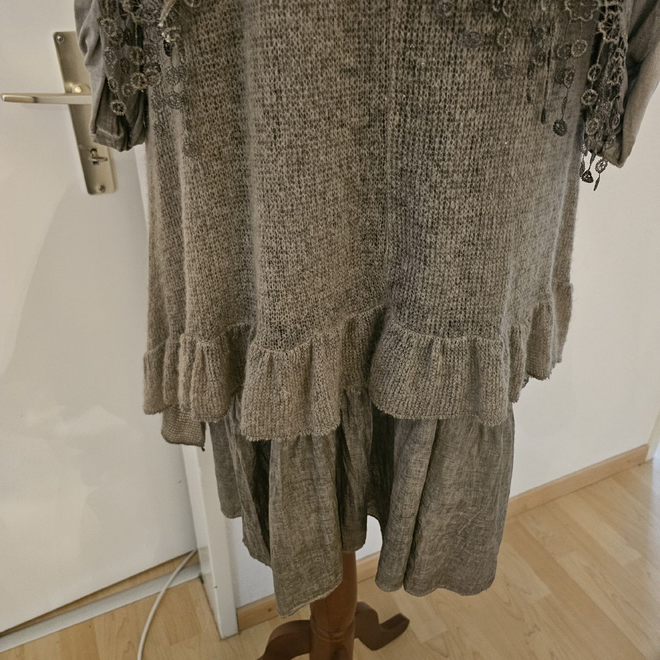Kleider: Boutique kleid lang gr 46 – Gebraucht aus wolfhalden von 46464646 8