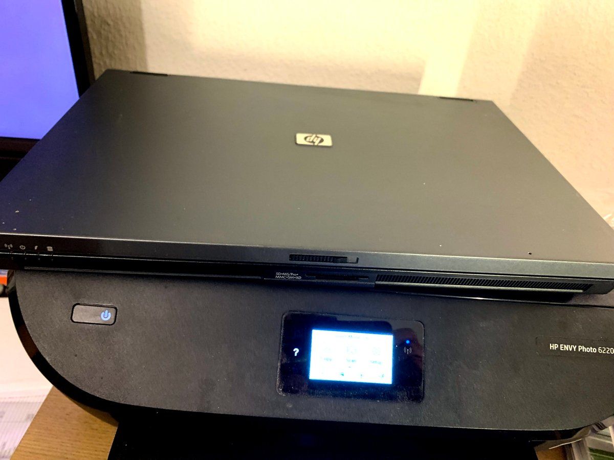 Hewlett Packard Portables: HP COMPAQ nx9420 – Défectueux à Emmen par newdeal1970 8