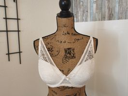 Damen BH weiss Spitze Grösse 85C neu