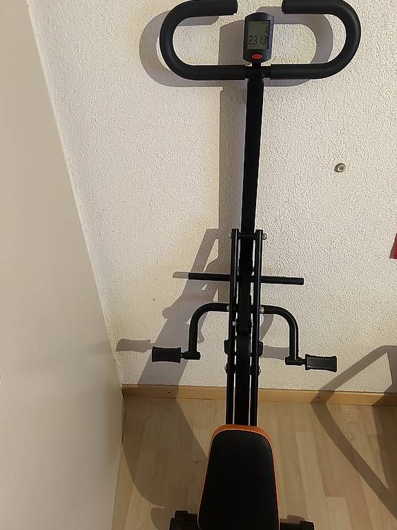 Hometrainer: Total Crunch – Gebraucht aus Hinwil von jam_hc2d
