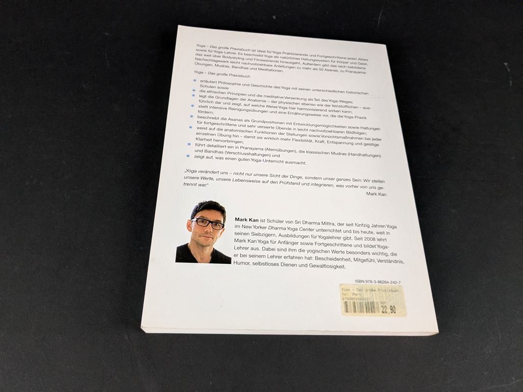Bücher: YOGA - Das grosse Praxisbuch - Mark Kan – Gebraucht aus Thun von Restwert_Thun 2