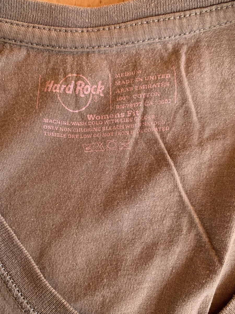 Hard Rock Cafe T-shirt: Hard Rock Cafe München – Usato da Ulrichen venduto da nat_qwf5 2