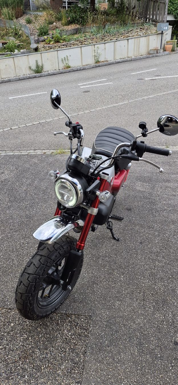 Honda Autres: Honda Monkey Motorrad 5-Gang – D'occasion à Balsthal par Butch666 1