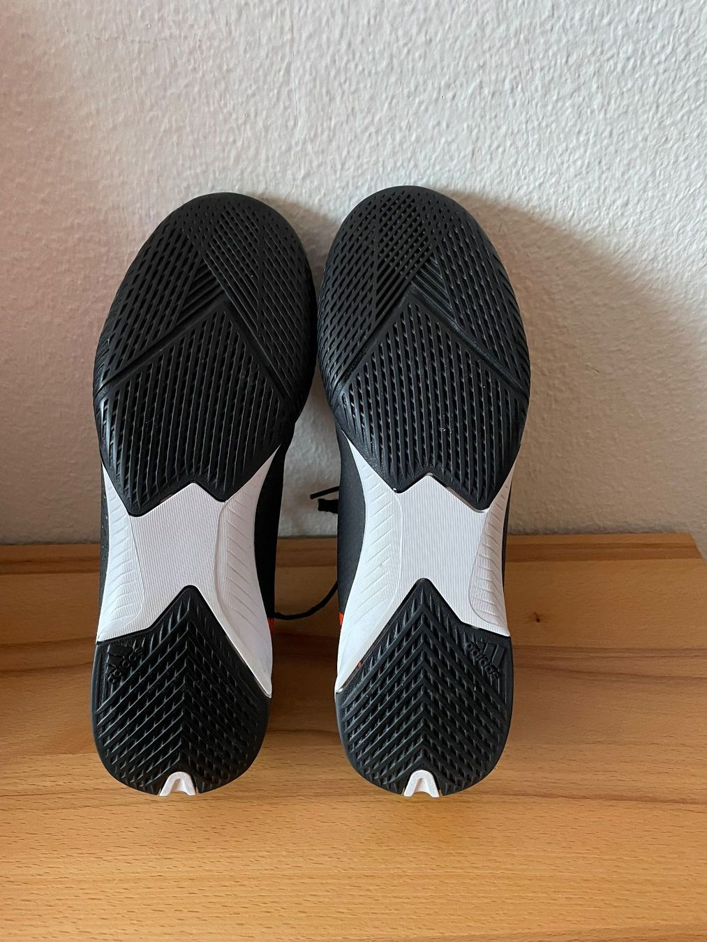 Scarpe per ragazzi: Fussballhallenschuhe Adidas Grösse 37 – Usato da Wettingen venduto da lili_66 4
