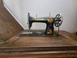 Alte Singer Nähmaschine