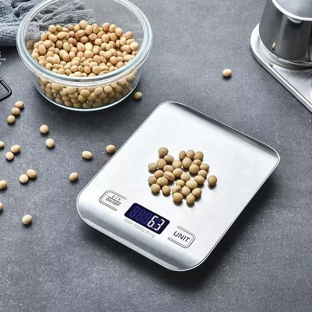 Produktbild von Kalibriergewicht 1000 G (1 Kg) Aus Karbonstahl Mit Verchromter Oberfläche – Für Digitalwaagen, Labor & Handel, Stapelbar, Korrosionsbeständig