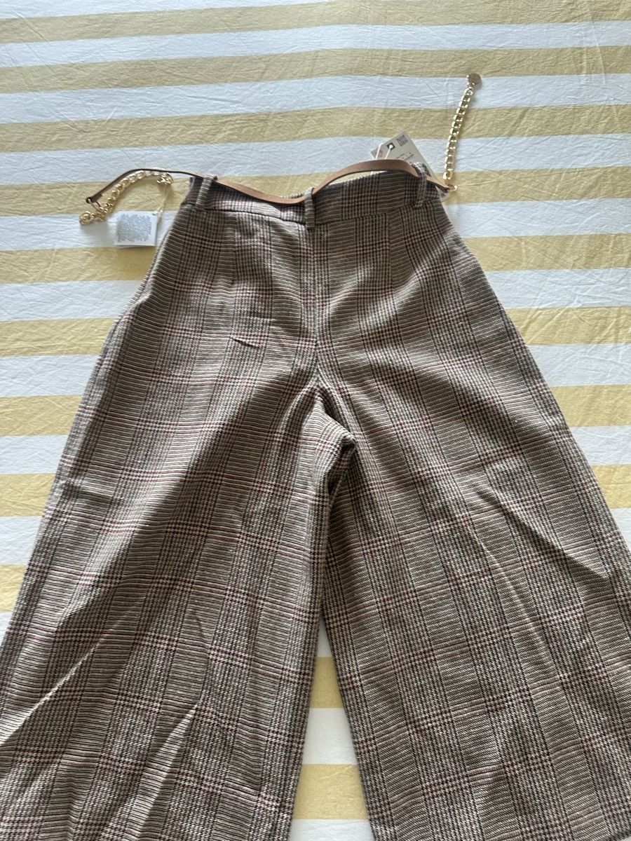 Zara Hosen: Long Bermudas with belt  – Neu und originalverpackt aus Buchrain von Franciscacsousa 2