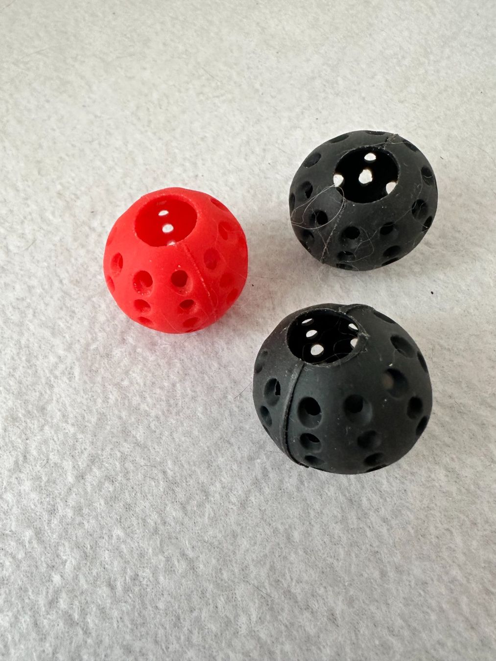 Wasserpfeifen: Shisha - 3 Stück Silikon-Diffuser - rot/ Schwarz - neu – Neu (gemäss Beschreibung) aus Auw von beretta1966