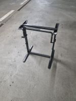 Klapptisch mit Griff höhenverstellbar. Ideal für den Camper.