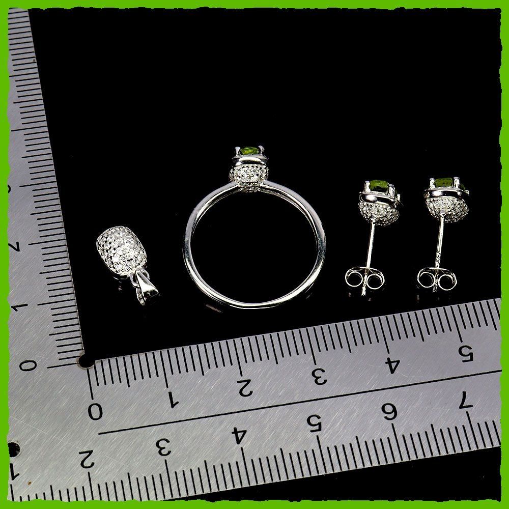 Altri gioielli: Peridot Schmuck Set / Ring, Ohrstecker & Anhänger 925 Silber – Nuovo e nell'imballaggio originale da Oberglatt ZH venduto da Goldfee1 5