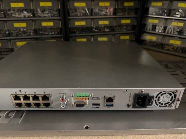 Registratori: Vanderbilt Eventys EX8 NVR Videorecorder mit 4 Videokameras – Usato da Altendorf venduto da Toptuningstore 5