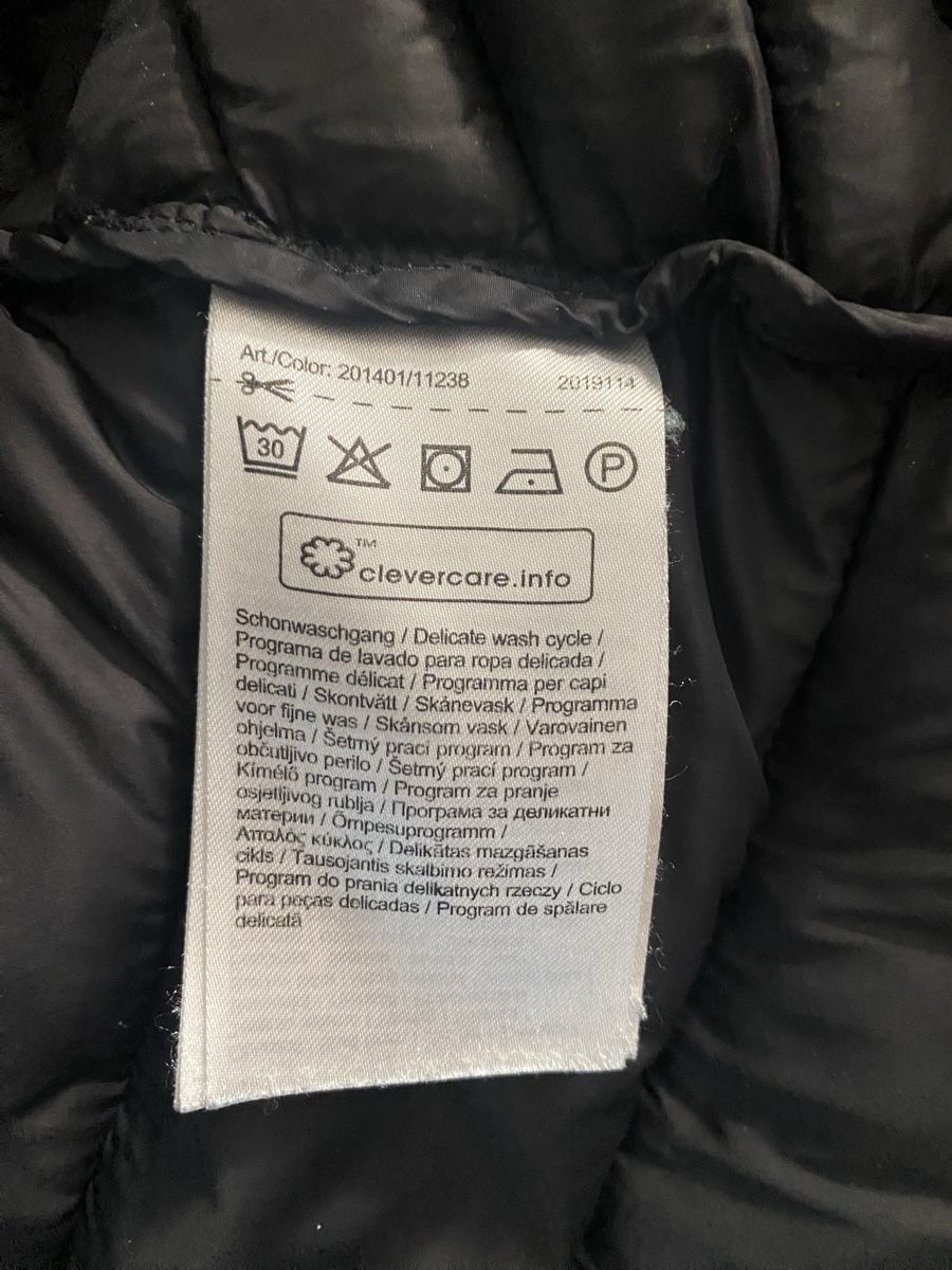 Giacche: warme Winterjacke Damen gr.36 – Usato da Seewen SZ venduto da shaky01 4