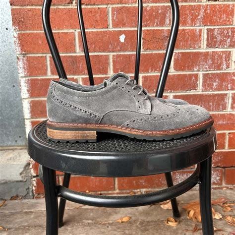 Ecco Herrenschuhe: Wildleder Brogues ECCO VITRUS I Grau Grösse 44 – Gebraucht aus Zürich von allezplusloin